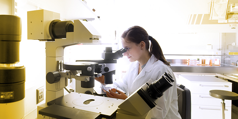 CCT_Pioneering_minimal_media